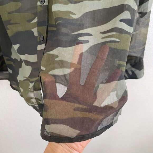 Express Portofino Shirt Womens Large Camo Button Up Sheer Roll Tab Sleeve Blouse - Picture 6 of 8